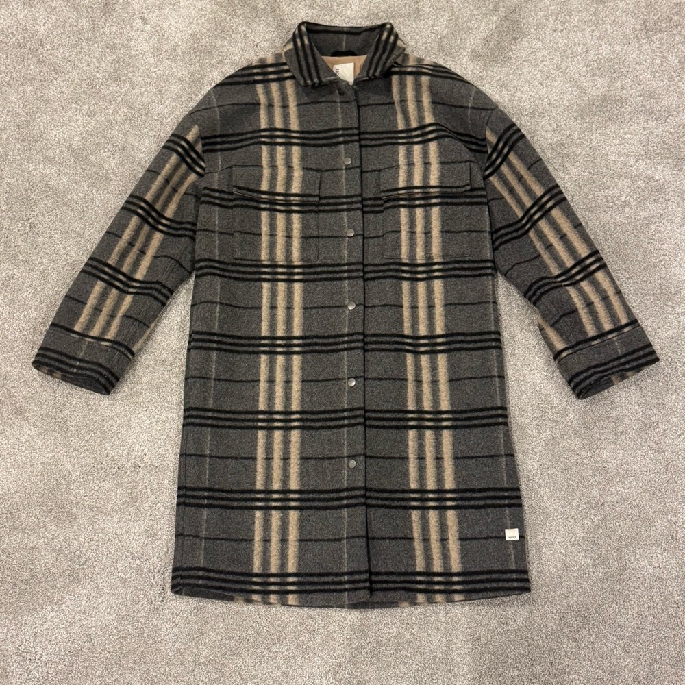Vuori Plaid Coat in Gray and Cream - Picture 6 of 13
